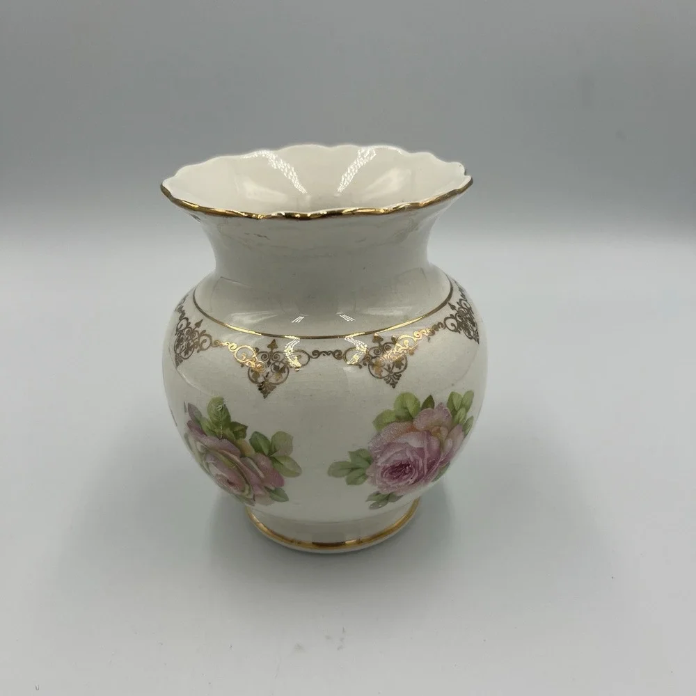 Vintage Japanese Porcelain Vase Pink Roses‎ Gold Gilt Scalloped Rim 4.75